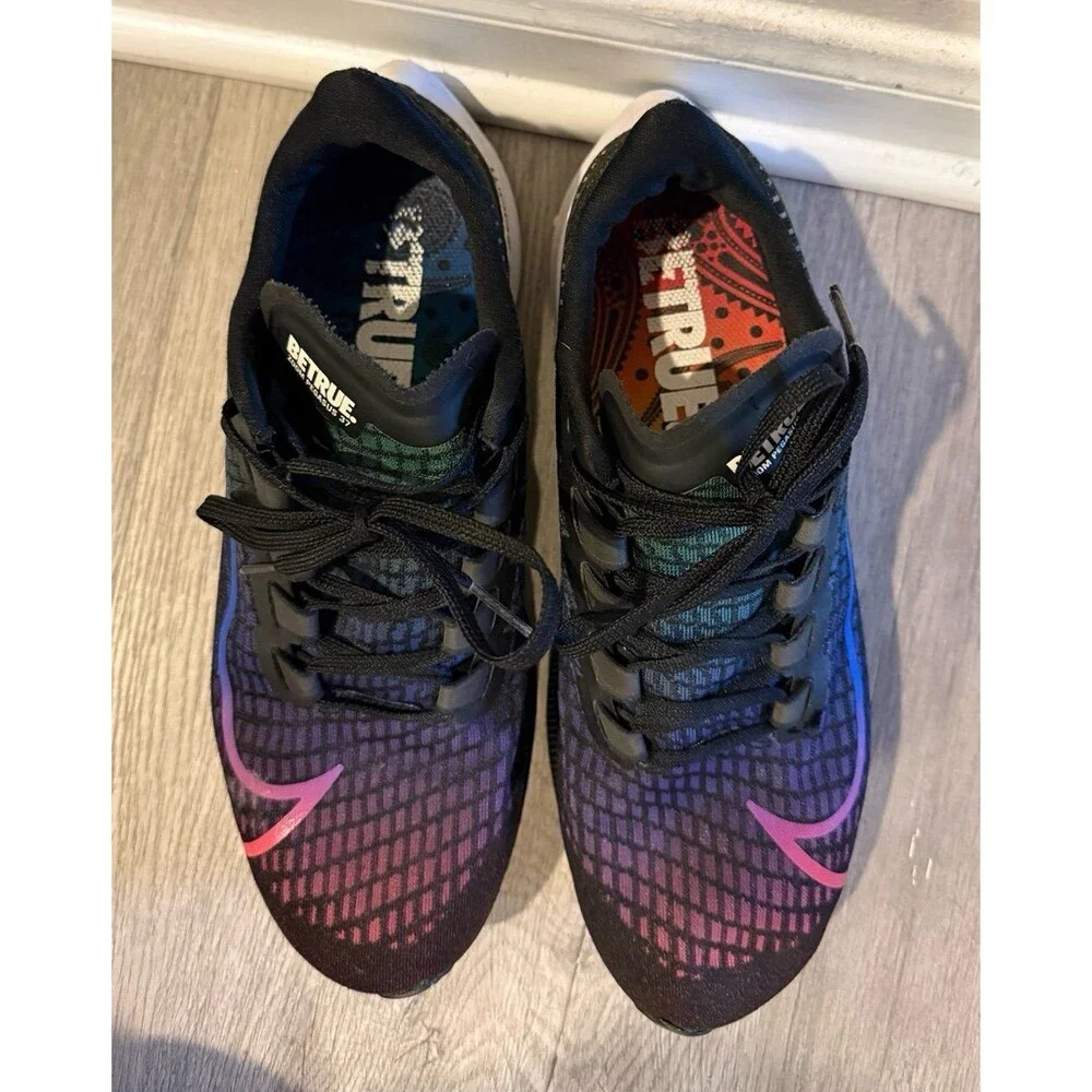 Nike Air Zoom Pegasus 37 Betrue Mens Size 10 Lace Up Shoes Sneakers CV0266-001